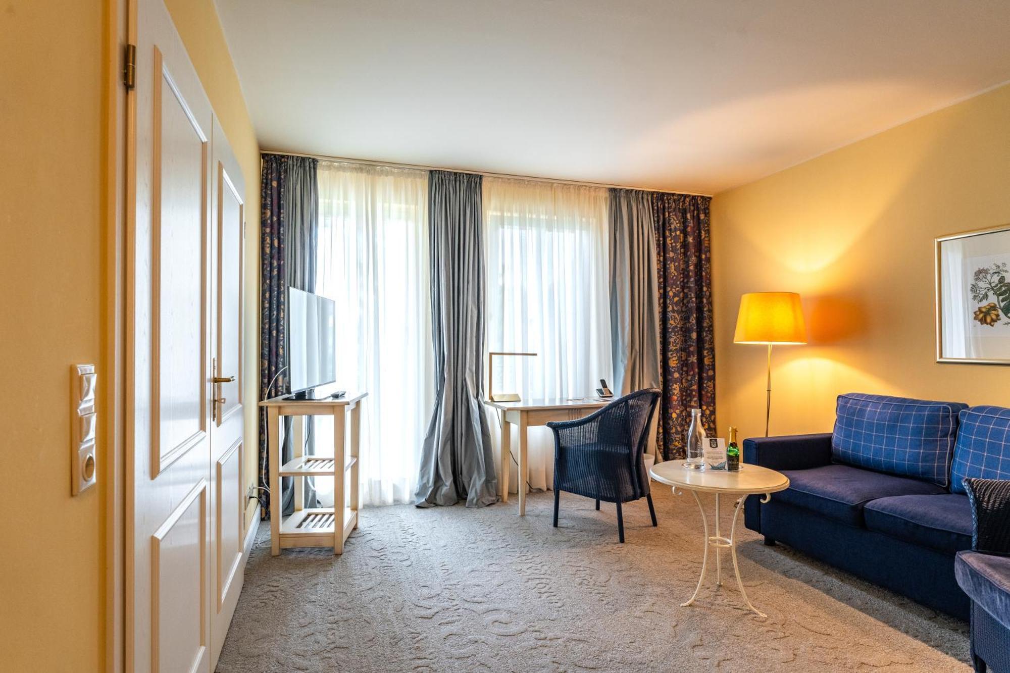 Romantik Hotel Boesehof Bad Bederkesa Extérieur photo