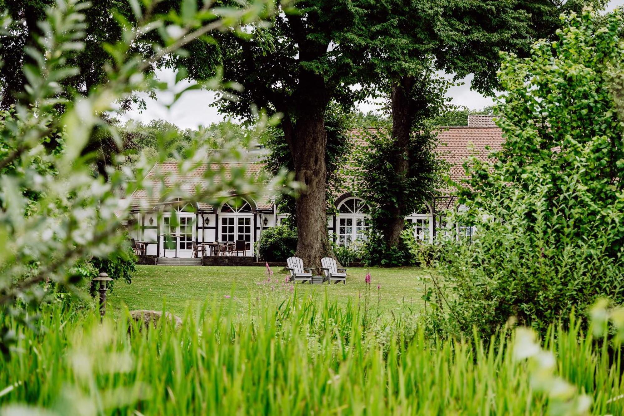 Romantik Hotel Boesehof Bad Bederkesa Extérieur photo