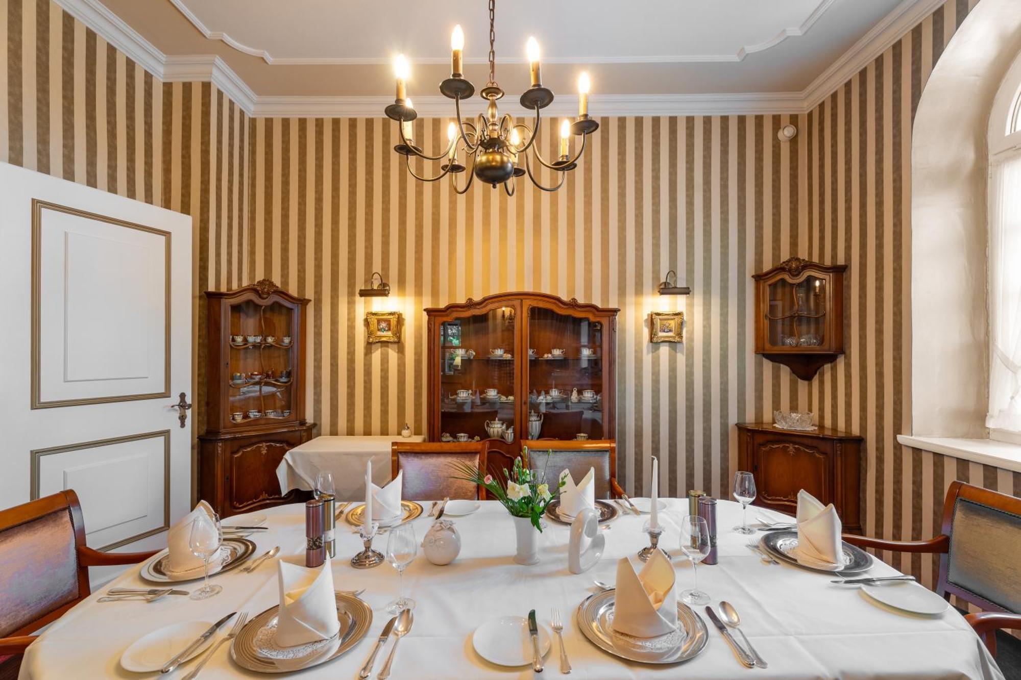 Romantik Hotel Boesehof Bad Bederkesa Extérieur photo